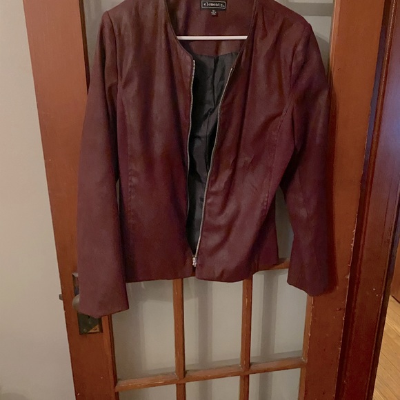 🐢🐢Leightweigt Maroon zip jacket - Picture 1 of 5